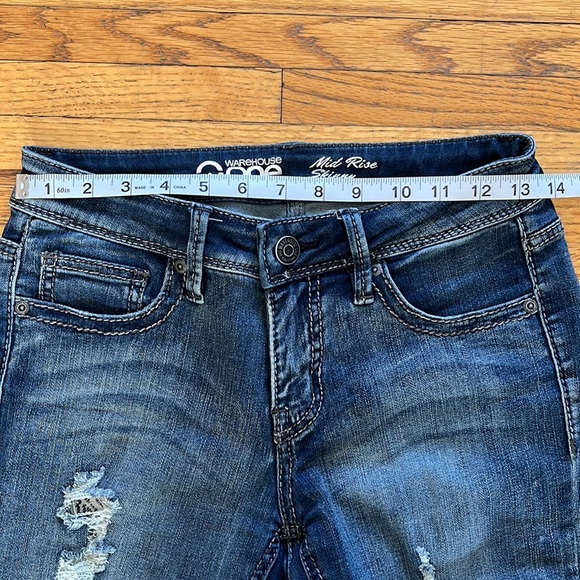 Warehouse One Mid Rise Skinny Distressed Jeans - Picture 9 of 9